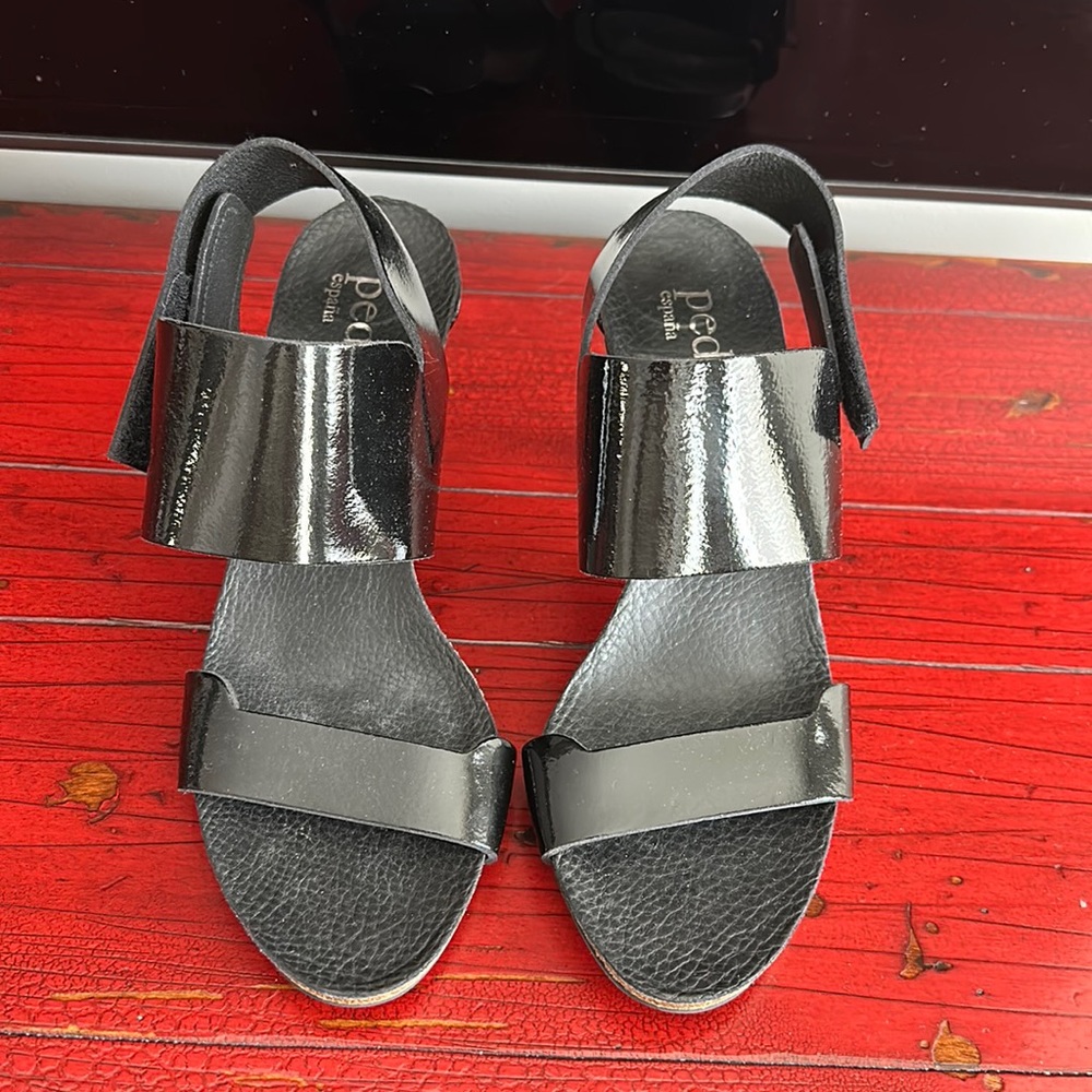 Pedro garcia, black patent leather sandals
